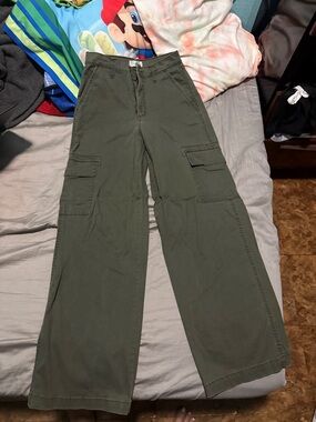 Jessica Simpson Olive Green Wide Leg Cargo Pants